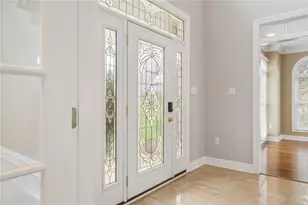 805 Saddleback Ct, Hempfield Township, PA 15601 - Photo 4