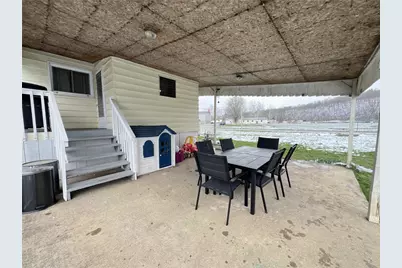 518 3rd St, Greensboro, PA 15338 - Photo 16