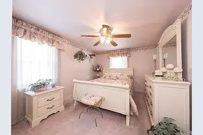 2511 McNeilly Rd, Baldwin Twp, PA 15226 - Photo 10