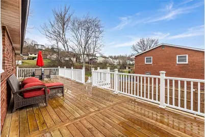 701 Havengate Dr, Bethel Park, PA 15102 - Photo 30