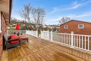 701 Havengate Dr, Bethel Park, PA 15102 - Photo 30