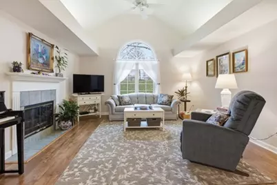 118 Windcrest Ct, Chippewa Township, PA 15010 - Photo 12