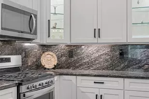 113 Hemingway Ln, Kennedy Township, PA 15108 - Photo 16