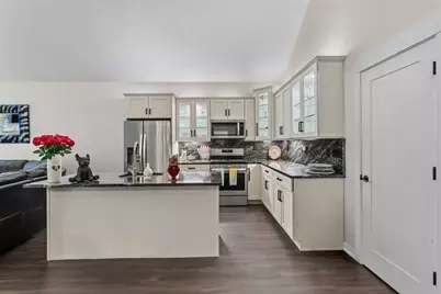 113 Hemingway Ln, Kennedy Township, PA 15108 - Photo 12