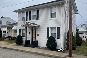 119 Washington St, Latrobe, PA 15650 - Photo 2