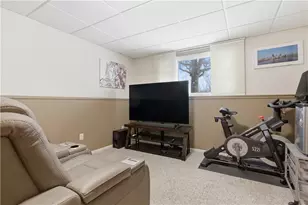 2003 Colony Dr, Hopewell Township, PA 15001 - Photo 22