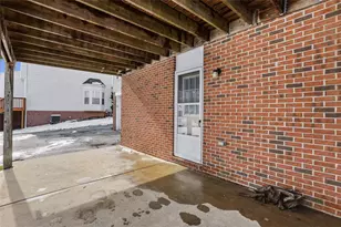 138 Hunter's Run Dr, Moon/Crescent Twp, PA 15108 - Photo 34