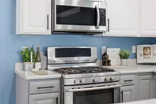 138 Hunter's Run Dr, Moon/Crescent Twp, PA 15108 - Photo 12