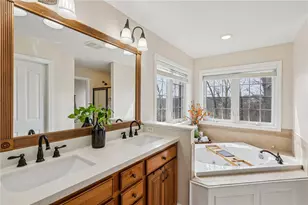 404 Ironwood Dr, Cecil, PA 15317 - Photo 4