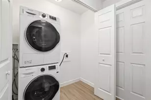 2410 Leticoe St, Pittsburgh, PA 15203 - Photo 20