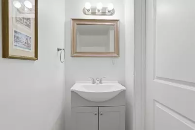 2410 Leticoe St, Pittsburgh, PA 15203 - Photo 12