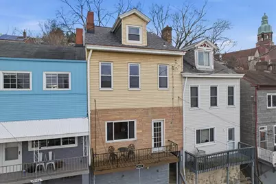 2410 Leticoe St, Pittsburgh, PA 15203 - Photo 2