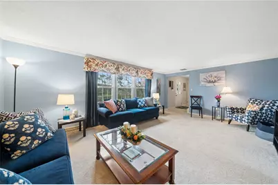 2633 Monterey Dr, Pittsburgh, PA 15241 - Photo 2