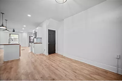 625 E 9th Ave, Munhall, PA 15120 - Photo 16