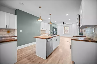 625 E 9th Ave, Munhall, PA 15120 - Photo 12