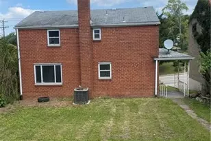 1002 Hartman St, McKeesport, PA 15132 - Photo 2