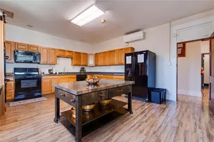 807 Ligonier St, Latrobe, PA 15650 - Photo 30