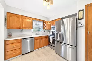 1213 Megown Dr, South Park, PA 15129 - Photo 14