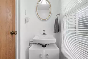 313 Hamlet Ct, Pittsburgh, PA 15227 - Photo 24