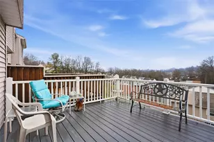 313 Hamlet Ct, Pittsburgh, PA 15227 - Photo 10