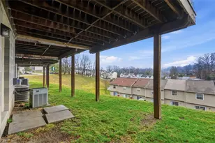 313 Hamlet Ct, Pittsburgh, PA 15227 - Photo 32