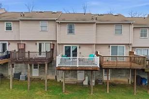 313 Hamlet Ct, Pittsburgh, PA 15227 - Photo 34