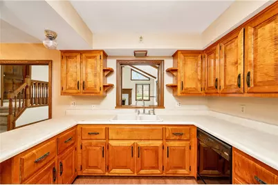 120 Braethorn Dr, Twp of But SE, PA 16001 - Photo 8