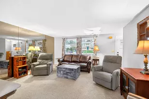 1952 Colleen Dr, North Huntingdon, PA 15642 - Photo 4