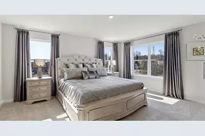 308 Saint Michael Way, Findlay Township, PA 15126 - Photo 8