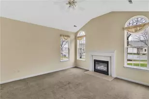 2091 Winchester Ct, Connoquenessing Township, PA 16053 - Photo 8