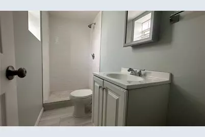 511 52nd St, Pittsburgh, PA 15201 - Photo 8