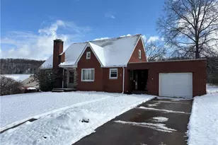 205 Broadway St, West Newton, PA 15089 - Photo 2