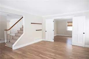 2668 Timberglen W, Pittsburgh, PA 15090 - Photo 16