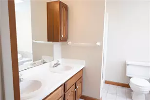 2668 Timberglen W, Pittsburgh, PA 15090 - Photo 18