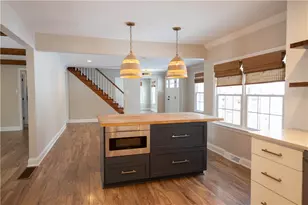 2668 Timberglen W, Pittsburgh, PA 15090 - Photo 6