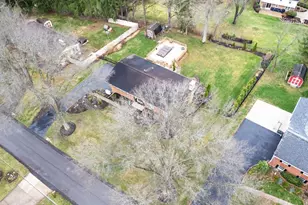 128 Fawn Valley Dr, Peters Township, PA 15317 - Photo 2