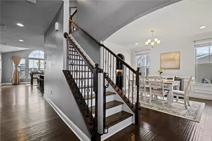 201 Overlook Dr, Ohio Township, PA 15237 - Photo 2