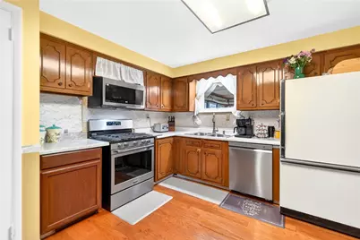 1550 Theresa Ave, South Park, PA 15129 - Photo 8