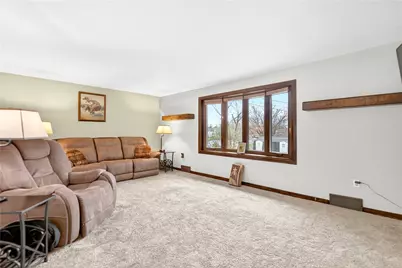 1550 Theresa Ave, South Park, PA 15129 - Photo 4