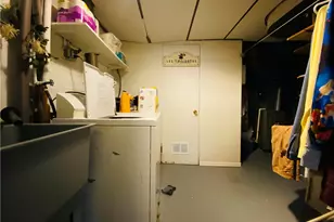 320 McKenzie Dr, Pittsburgh, PA 15235 - Photo 28