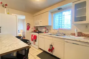 320 McKenzie Dr, Pittsburgh, PA 15235 - Photo 14