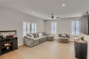 1146 Olivia Dr, North Fayette, PA 15071 - Photo 8