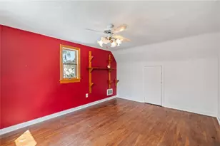 302 Elmbrook Ln, Scott Township, PA 15243 - Photo 16