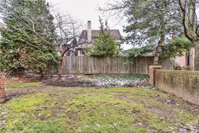 400 Virginia Ave, Pittsburgh, PA 15215 - Photo 24