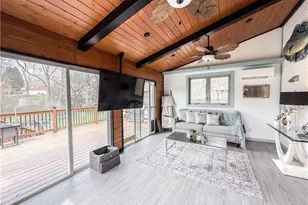 2662 Bethel Crest Dr, Bethel Park, PA 15102 - Photo 12