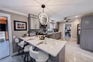 2662 Bethel Crest Dr, Bethel Park, PA 15102 - Photo 6