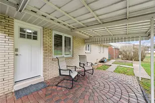 2208 Hemlock Dr, White Oak, PA 15131 - Photo 24