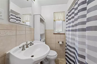 2208 Hemlock Dr, White Oak, PA 15131 - Photo 16