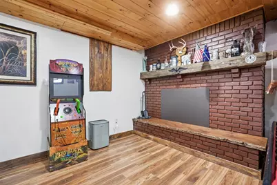 283 Leisie Rd, Forward Township, PA 16053 - Photo 24