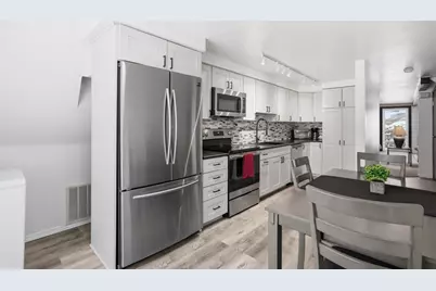 283 Leisie Rd, Forward Township, PA 16053 - Photo 4